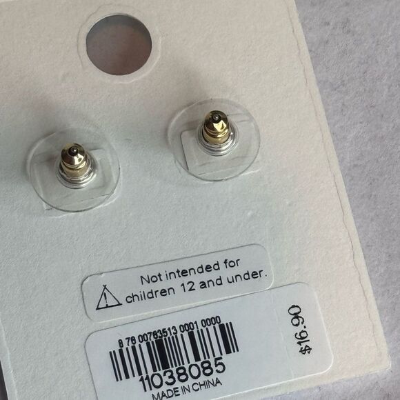 EXPRESS Gold Tone Princess Cut Sparkling Stud Earrings .3 inch - Picture 6 of 6